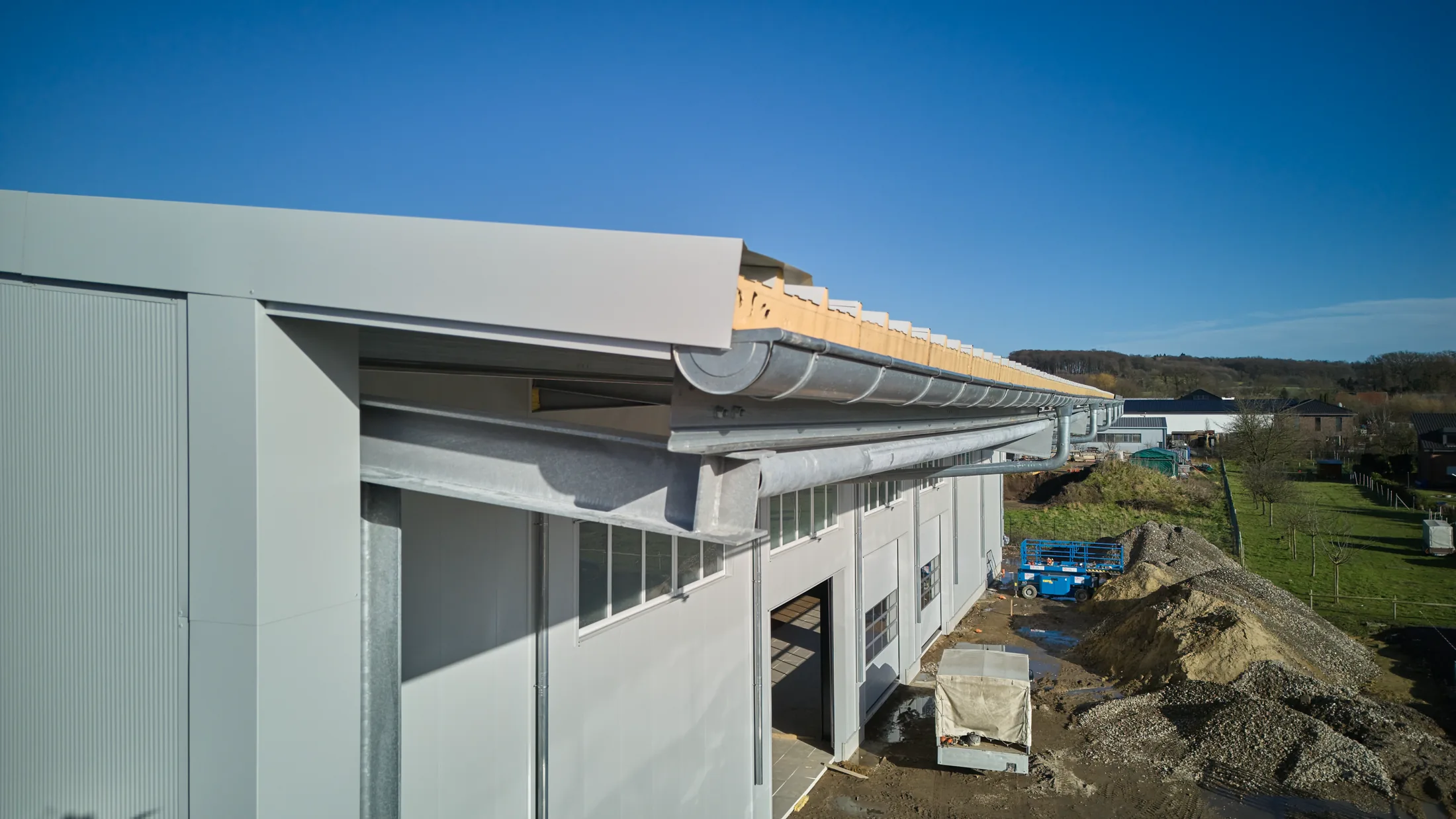 Neue Stahlhalle von Friedrich während der Bauphase